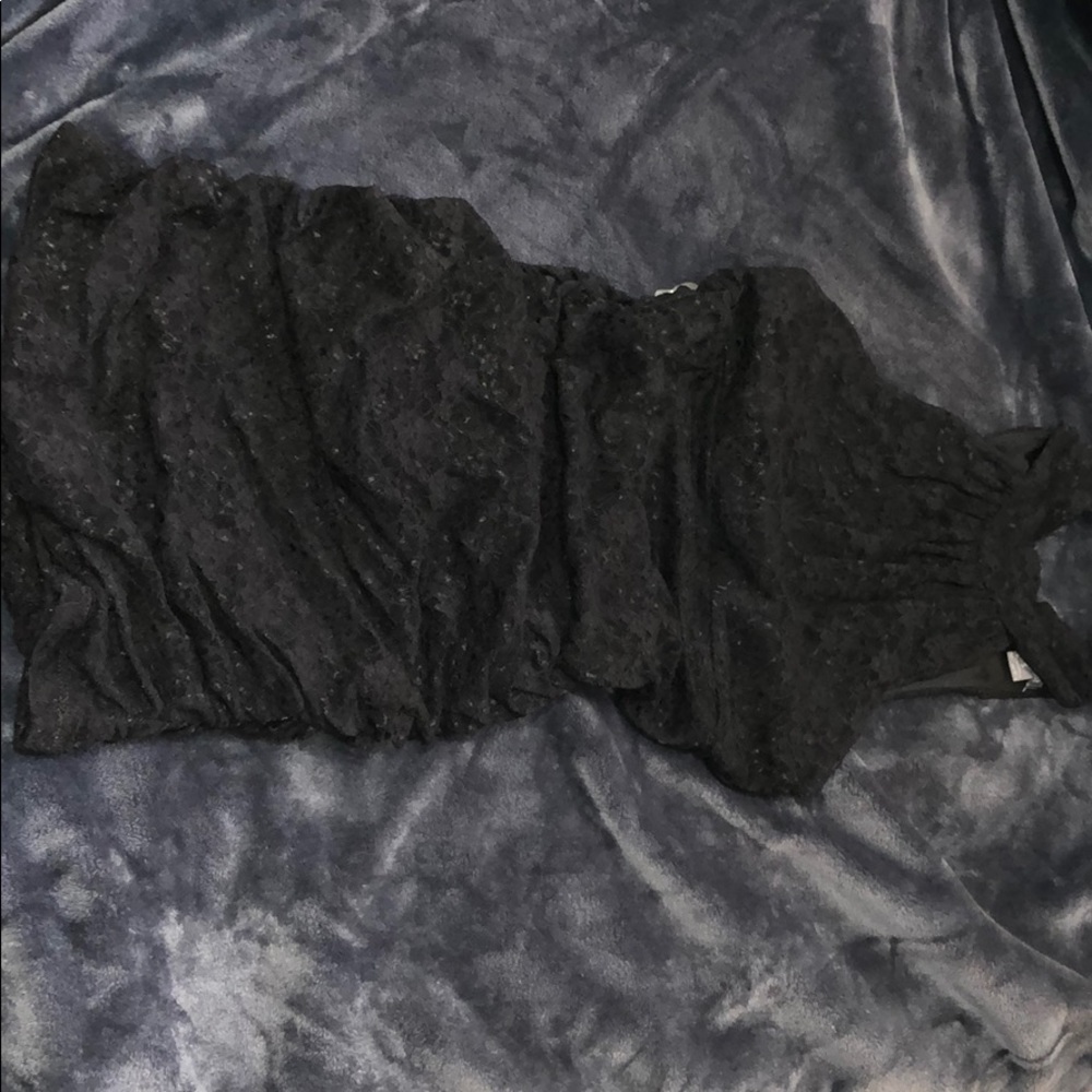Black lace halter bodycon dress